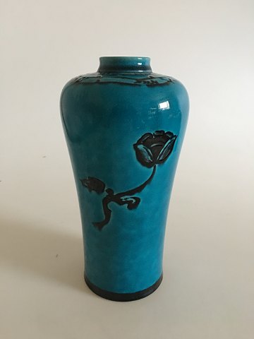Bing & Grøndahl Art Nouveau Vase af Jo Ann Locher No 575