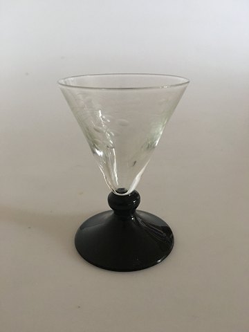 "Jane" Sortfods Likørglas med drueslibning fra Holmegaard