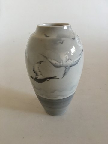 Heubach Art Nouveau Vase med Måge Motiv
