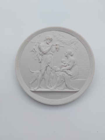 Royal Copenhagen bisquit platte  "Mandom og efterår" 19. århundrede (no. 118)
