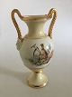 Bing & Grøndahl Tidlig vase med overglasur decoration og romersk/græske hoveder