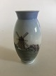Bing & Grøndahl Vase med Møllemotiv No. 695/5420
