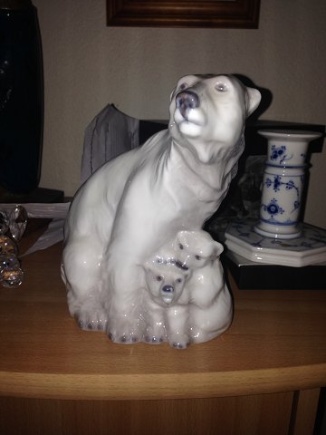 Lyngby Porcelæn Figur isbjørn med unger
