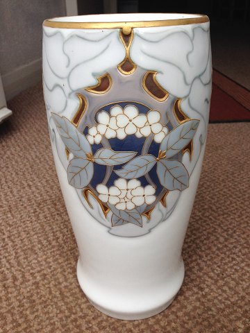 Bing & Grøndahl Art Nouveau Unika vase af Elisabeth Drews Kofoed med guld og 
emalje glasur