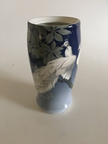Sjælden Bing & Grøndahl Vase med Påfugle Motiv No 4603/95