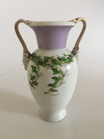 Bing & Grøndahl tidlig vase med slangehåndtag