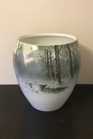 Imperial Porcelain Factory Russisk Meget stor vase/krukke dekoreret med 
vintermotiv af skov