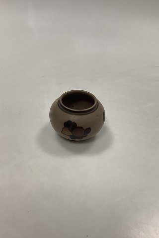 L. Hjort Keramik Vase med blomster