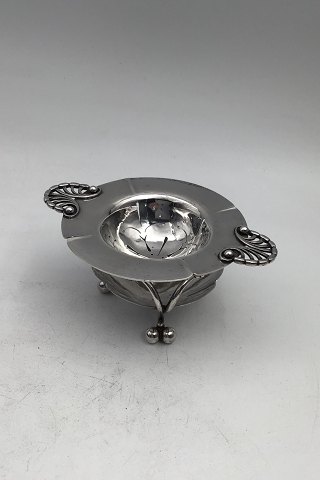 Georg Jensen Sølv Thesi No. 1 og Thesi holder No. 40 (1915 -1927)