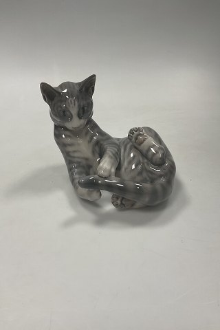 Royal Copenhagen Figur af legene Kat No. 2284