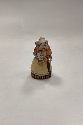 L. Hjorth Keramik Figur - Gammel Kvinde i Egnsdragt