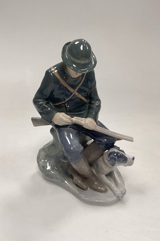 Royal Copenhagen Figur - Jæger med Hund No. 1087