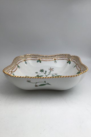 Royal Copenhagen Flora Danica Firkantet Skål No. 576 / 3510