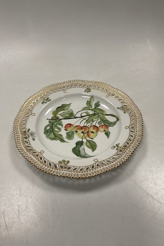 Royal Copenhagen Privat Malet Flora Danica Frugttallerken No. 3554
