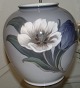 Royal Copenhagen Art Nouveau Vase med Blomster 2656/35A